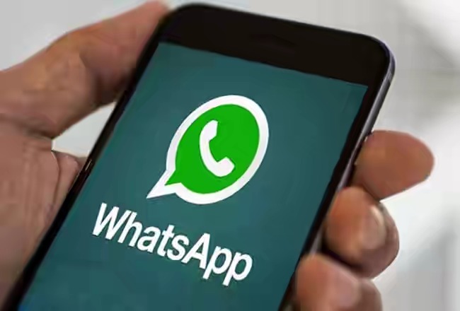 WhatsApp ने अपडेट किया नया फीचर, अब जाने फारवर्ड किया हुआ मैसेज। WhatsApp ne…